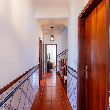 Nº57 House - Ribamar Santo Isidoro